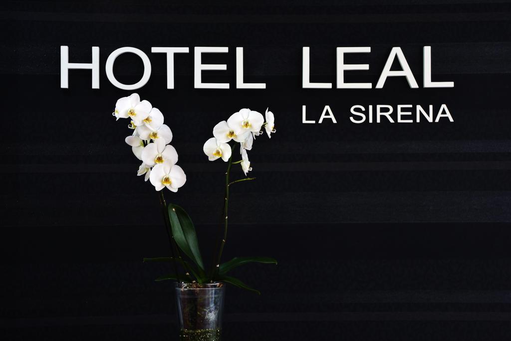 Hotel Leal - La Sirena Villanueva De Arosa Ngoại thất bức ảnh